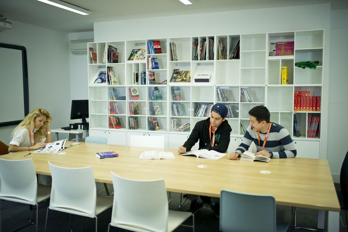 Stafford House School of English - London - Intensive Courses