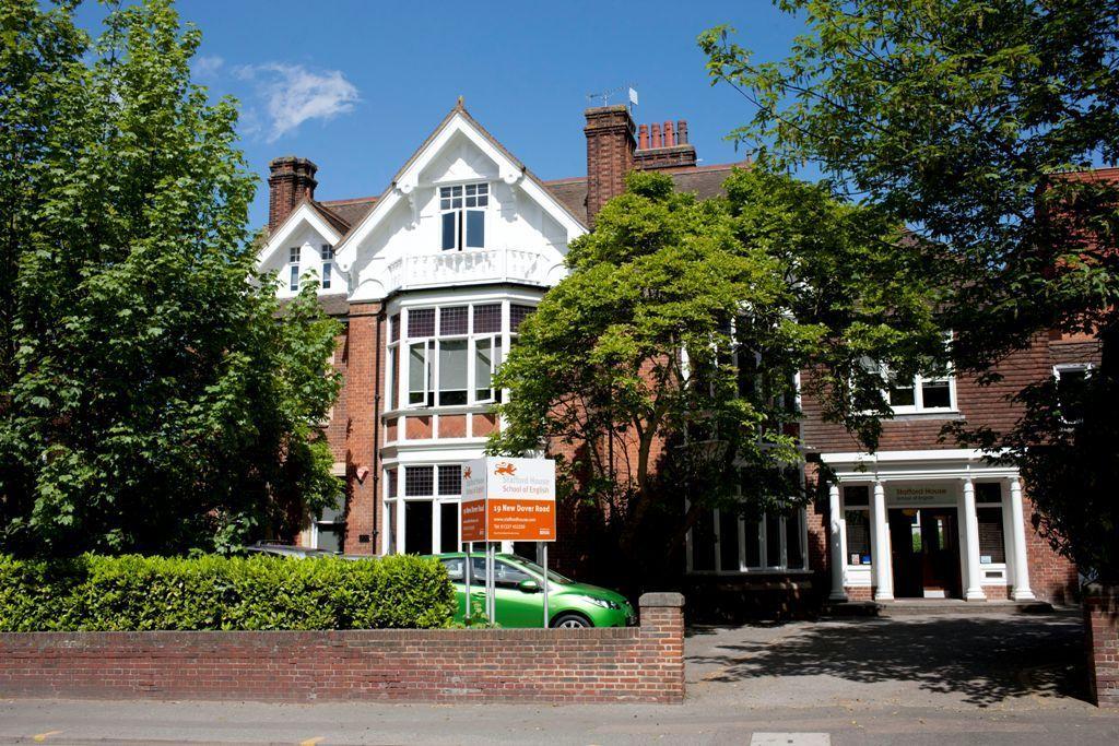 Stafford House School of English - Canterbury - Standard Courses